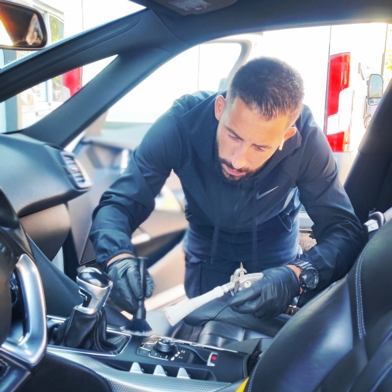André, fondateur de Moment Autos Detailing